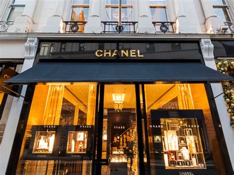 chanel london opening hours|Chanel jewellery store London.